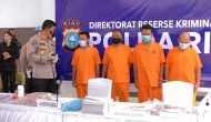 Permalink ke Kencing Solar Libatkan Karyawan Operator Feeling Set di TBBM Pertamina Dumai Digulung Polda Riau.