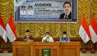 Permalink ke Anggota DPR RI Fraksi PAN, H Jon Erizal Audensi Dengan Walikota Dumai Permalink ke Anggota DPR RI Fraksi PAN, H Jon Erizal Audensi Dengan Walikota Dumai