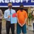 Polsek Pekanbaru Kota Amankan Tersangka Penipuan Uang Setoran Jemaah Umroh. Polsek Pekanbaru Kota Amankan Tersangka Penipuan Uang Setoran Jemaah Umroh.