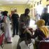 Polres Kuansing Melakukan Pengamanan Dan Penyuntikan Vaksin Kepada Masyarakat Polres Kuansing Melakukan Pengamanan Dan Penyuntikan Vaksin Kepada Masyarakat