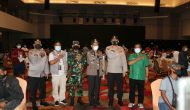 Permalink ke Memperingati Hut Bhayangkara Ke-75, Polresta Pekanbaru Bersama Instansi Terkait Gelar Vaksinasi Massal Di 4 Lokasi Berbeda Permalink ke Memperingati Hut Bhayangkara Ke-75, Polresta Pekanbaru Bersama Instansi Terkait Gelar Vaksinasi Massal Di 4 Lokasi Berbeda
