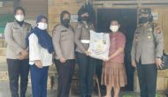 Permalink ke Door To Door,Polsek Pekanbaru Kota Salurkan Bantuan Sembako Bagi Warga Terdampak Covid- 19