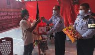 Permalink ke KUMHAM Peduli,Lapas Kelas IIB Teluk Kuantan Salurkan Sembako Bagi Warga Permalink ke KUMHAM Peduli,Lapas Kelas IIB Teluk Kuantan Salurkan Sembako Bagi Warga