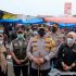 Tinjau Posko PPKM Pasar Cik Puan, Kapolda Riau Mengajak Semua Pihak Bangun Untuk Bersama Gerakkan Ekonomi. Tinjau Posko PPKM Pasar Cik Puan, Kapolda Riau Mengajak Semua Pihak Bangun Untuk Bersama Gerakkan Ekonomi.