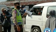 Permalink ke Satlantas Polres Kampar Kembali Lakukan Sosialisasi Protkes dan Bagi Masker di Pasar Kuok Permalink ke Satlantas Polres Kampar Kembali Lakukan Sosialisasi Protkes dan Bagi Masker di Pasar Kuok