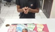 Permalink ke Resnarkoba Polres Kampar Kembali Menangkap Pengedar Shabu di Pulau Belimbing Kuok Permalink ke Resnarkoba Polres Kampar Kembali Menangkap Pengedar Shabu di Pulau Belimbing Kuok
