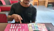Permalink ke Polsek Siak Hulu Tangkap Pelaku Narkoba dengan BB 15 Paket Shabu Siap Edar Permalink ke Polsek Siak Hulu Tangkap Pelaku Narkoba dengan BB 15 Paket Shabu Siap Edar