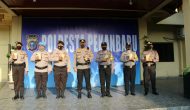 Permalink ke Kapolresta Pekanbaru Berikan Reward Kepada Babinkamtibmas dan Personil Polda Riau BKO Polresta Pekanbaru Atas Pencapaian Trecing Covid-19 Permalink ke Kapolresta Pekanbaru Berikan Reward Kepada Babinkamtibmas dan Personil Polda Riau BKO Polresta Pekanbaru Atas Pencapaian Trecing Covid-19