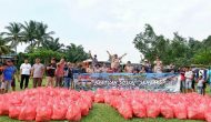 Permalink ke TLCI #2 Riau Droping Bansos dan Gerakkan Perekonomian Warga di Desa Binaan yang Diterpa Banjir Permalink ke TLCI #2 Riau Droping Bansos dan Gerakkan Perekonomian Warga di Desa Binaan yang Diterpa Banjir