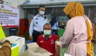 Permalink ke 250 Warga Binaan Lapas Kelas IIB Teluk Kuantan menerima Vaksin Covid 19 Tahap I dari Dinas Kesehatan Kabupaten Kuansing. Permalink ke 250 Warga Binaan Lapas Kelas IIB Teluk Kuantan menerima Vaksin Covid 19 Tahap I dari Dinas Kesehatan Kabupaten Kuansing.