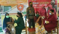 Permalink ke Polres Kampar Kerjasama Dengan RS Pelita Gelar Vaksinasi di Daerah Terpencil Desa Batu Sanggan