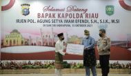 Permalink ke Kunker Ke Siak, Kapolda Riau Lakukan Peninjauan Pelaksanaan Vaksinasi Covid-19 Bagi Lansia Dan Pelajar.