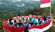 Permalink ke Peringati Sumpah Pemuda, Polres Kampar Gandeng KNPI Kibarkan Merah Putih Di Puncak Ranah Permalink ke Peringati Sumpah Pemuda, Polres Kampar Gandeng KNPI Kibarkan Merah Putih Di Puncak Ranah
