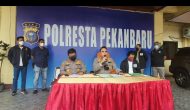 Permalink ke Tahanan Kabur berhasil Ditangkap, Kapolresta Pekanbaru:Tahanan Telah Memiliki Rencana Untuk Kabur Permalink ke Tahanan Kabur berhasil Ditangkap, Kapolresta Pekanbaru:Tahanan Telah Memiliki Rencana Untuk Kabur