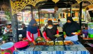 Permalink ke Jumat Barokah Ala Satreskrim Polres Kampar, Makan Siang Gratis di Kafe Bersama Dhuafa Permalink ke Jumat Barokah Ala Satreskrim Polres Kampar, Makan Siang Gratis di Kafe Bersama Dhuafa