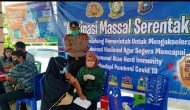Permalink ke Polres Kampar dan Polsek Jajarannya Hari ini Gelar Vaksinasi Serentak di 13 Lokasi Permalink ke Polres Kampar dan Polsek Jajarannya Hari ini Gelar Vaksinasi Serentak di 13 Lokasi