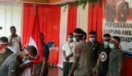 Permalink ke KKB Kampung Ambaidiru Serahkan Diri Kepangkuan NKRI