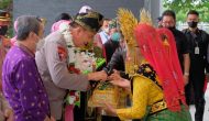 Permalink ke Tiba Disambut Forkopimda, Kapolda Irjen Iqbal : Saya Akan Maksimalkan Dan Dedikasikan Tugas Kepolisian Untuk Masyarakat Riau.
