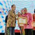 Syamsuar Satu-satunya Gubernur Peraih Penghargaan Tokoh Publik Berpengaruh 2022