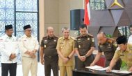 Permalink ke Bupati dan Wali Kota Bersama Kejari se-Riau Teken MoU Program Jaga Zapin