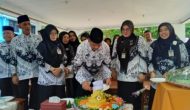 Permalink ke Potongan Tumpeng Warnai Peringatan Hari Guru Nasional di SMAN 8 Pekanbaru