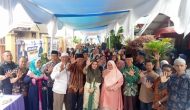 Permalink ke Donna Lavira Marthin Salurkan 250 Paket Sembako dan Santunan Anak Yatim Menjelang Ramadhan di Marpoyan Damai