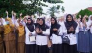 Permalink ke Penyerahan SK PPPK Guru di 12 Kabupaten Kota di Riau Sudah Tuntas, Ini Rinciannya