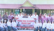 Permalink ke Jadi Pembina Upacara,Kapolres Siak AKBP Asep Sujarwadi, S.I.K., M.S.I Kembali Pukau Siswa Siswi SMA N.1 Bungaraya Karena Hafal Sejarah Kerajaan di Indonesia
