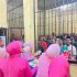 Peduli Tahanan, Kapolres Kampar Bagikan Nasi Kotak