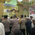 Personel Polres Dumai Melaksanakan Sholat Tarawih Keliling Di Masjid Taqwa Personel Polres Dumai Melaksanakan Sholat Tarawih Keliling Di Masjid Taqwa