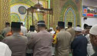 Permalink ke Personel Polres Dumai Melaksanakan Sholat Tarawih Keliling Di Masjid Taqwa