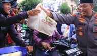 Permalink ke Masyarakat Antusias Saat Kapolri Turun Langsung Berbagi Takjil