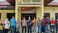 Permalink ke Kapolsek Tambang Imbau Perusahaan Hindari Material Ilegal, Cegah Dampak Lingkungan dan Jaga K3 Karyawan