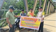 Permalink ke Bhabinkamtibmas Polsek Hulu Kuantan Sosialisasikan Larangan Aktivitas PETI di Desa Lubuk Ambacang Permalink ke Bhabinkamtibmas Polsek Hulu Kuantan Sosialisasikan Larangan Aktivitas PETI di Desa Lubuk Ambacang