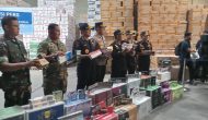 Permalink ke Bea Cukai Amankan 160 Juta Batang Rokok llegal Senilai Setengah Triliun Rupiah di Pekanbaru
