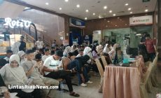 Permalink ke Tes Kesehatan di RSUD Arifin Achmad Berjalan Lancar, Orang Tua Apresiasi Sistem Baru