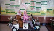 Permalink ke Permudah Mobilitas Pasien, RSUD Arifin Achmad Hadirkan Motor Listrik Gratis