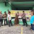 Jum’at Barokah Kapolsek Bukit Raya Bagikan Nasi Bungkus Kepada Warga.