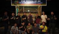 Permalink ke Tim Blue Light Ditreskrimum Polda Riau Sembari Duduk Santai Bersama Warga Aman Lingkungan Selama Mudik