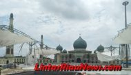 Permalink ke Kerangka Payung Eletric Di Mesjid Annur Pekanbaru Patah Sebelum Proyek Selesai