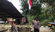 Permalink ke Jelang HUT RI ke-75, Polres Kampar Bagikan Bendera Merah Putih Ke Warga Kurang Mampu Untuk Dikibarkan