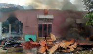 Permalink ke 2 Unit Rumah di Tambang Kampar Terbakar, Tidak Ada Korban Jiwa dan Kerugian Sekitar Rp 500 Juta Permalink ke 2 Unit Rumah di Tambang Kampar Terbakar, Tidak Ada Korban Jiwa dan Kerugian Sekitar Rp 500 Juta