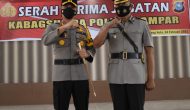 Permalink ke Kapolres Kampar Pimpin Upacara Sertijab Kabag Sumda Polres Kampar