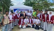 Permalink ke OSIS SMAN 4 Pekanbaru   Adakan Penggalangan Dana Dan Serahkan Bantuan Untuk Korban Banjir Di Kecamatan Rumbai