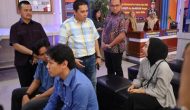 Permalink ke Hari Raya Idul Fitri 1445 H, Petugas Imigrasi Kanwil Kemenkumham Riau layani Ribuan Masyarakat yang hendak ke Malaysia melalui Bandara SSK II Pekanbaru