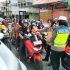 Polres Dumai Membagikan Ratusan Takjil Kepada Masyarakat Kota Dumai