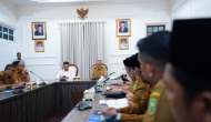 Permalink ke Pertemuan Gubernur Riau Dengan Disdik: Membahas Optimalisasi Dana BOSDA dan Program Seragam Gratis