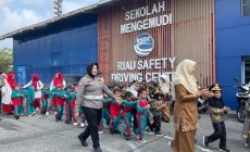 Permalink ke Polantas Karib Tanamkan Budaya Tertib dan Cinta Lingkungan Sejak TK, 114 Anak Jadi Polisi Sahabat Jalan Raya
