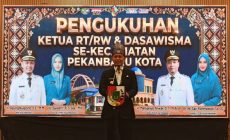 Permalink ke Agung Nugroho Pastikan Seragam Sekolah SD dan SMP Gratis di Pekanbaru Mulai Tahun Ajaran Ini