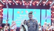 Permalink ke Wakili Satlantas Polresta Pekanbaru, 2 Pelajar Ini Meraih Juara Lomba Puisi